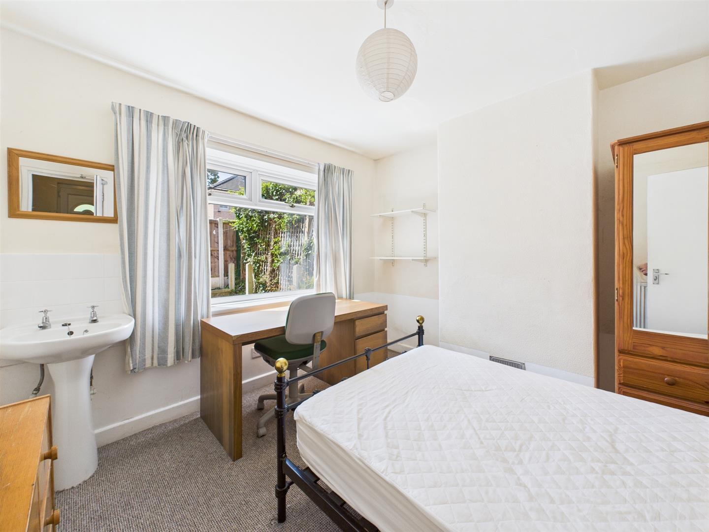 16 Kenilworth Place, Lancaster LA1 4HE